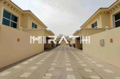 Villa - 4 - 4 for rent in Mirdif Villas - Mirdif - Dubai