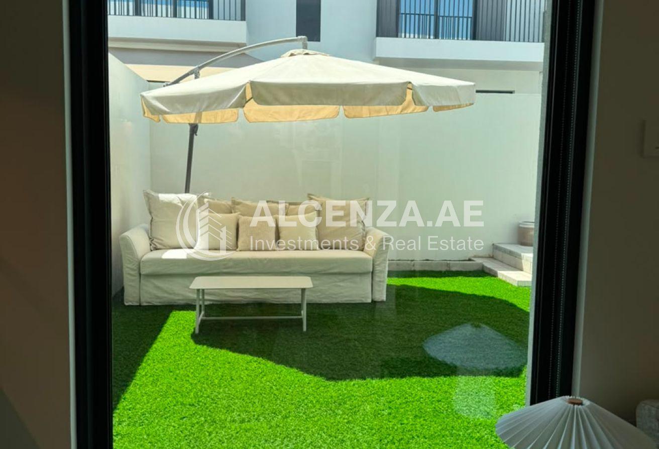 3BR + Maids | Family Friendly | Available Soon photo 10