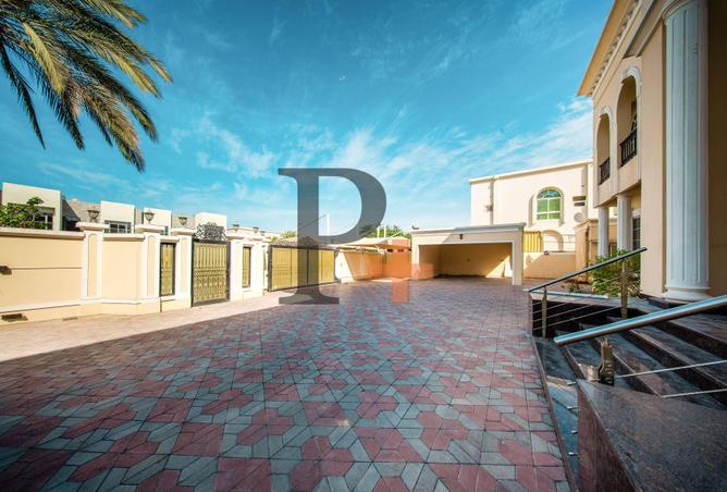 92699612 - Property Image 2