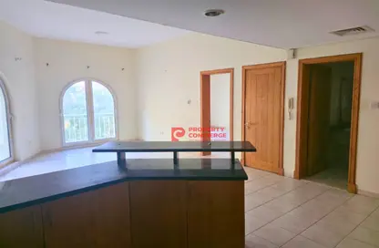 شقة - غرفة نوم - 2 حمامات للبيع في مبنى 187 - طراز مغولي - ديسكفري جاردنز - دبي