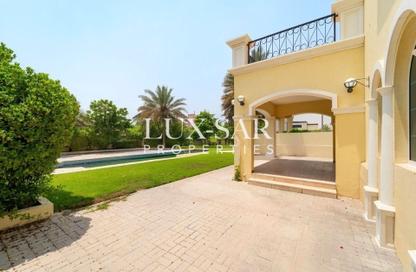 Villa - 3 Bedrooms - 4 Bathrooms for rent in District 6 - Jumeirah Park - Dubai