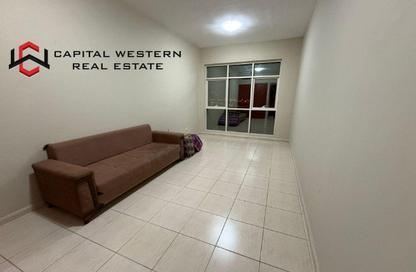 Apartment - 2 Bedrooms - 3 Bathrooms for sale in Olympic Park 3 - Olympic Park Towers - Dubai Sports City - Dubai