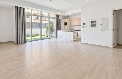 Apartment - 2 - 3 for rent in Belgravia 3B - Belgravia 3 - District 15 - Jumeirah Village Circle - Dubai