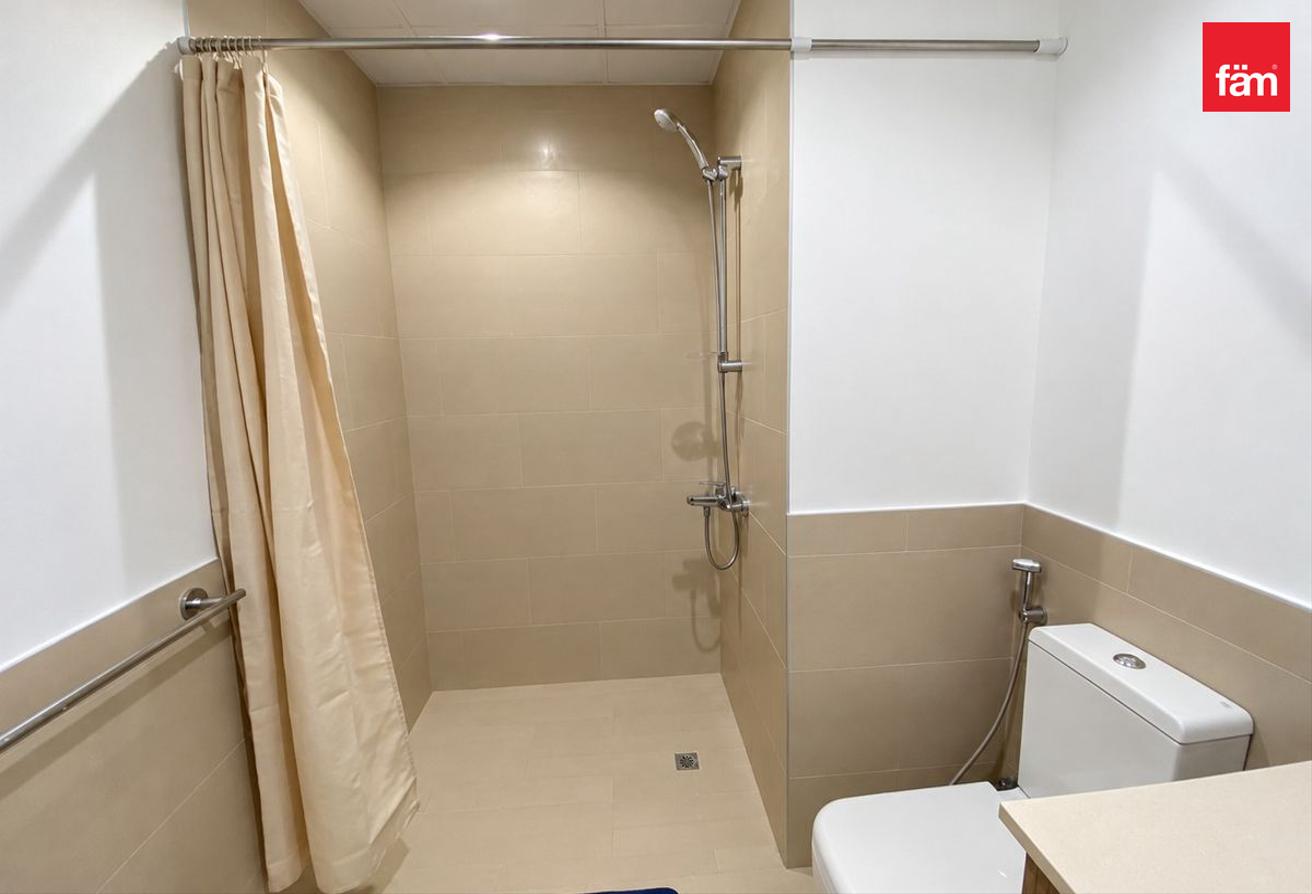 Furnished Studio | Private View | Vacant | UNA photo 6