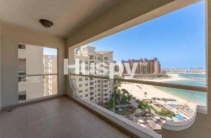 Apartment - 2 Bedrooms - 3 Bathrooms for rent in Al Haseer - Shoreline Apartments - Palm Jumeirah - Dubai