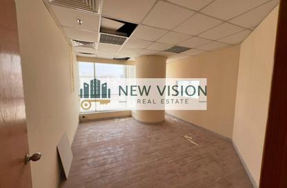 Office Space - Studio - 1 Bathroom for rent in New Zubaidi Building - Al Majaz 1 - Al Majaz - Sharjah