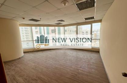 Office Space - Studio - 1 Bathroom for rent in New Zubaidi Building - Al Majaz 1 - Al Majaz - Sharjah
