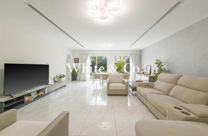 Villa - 3 Bedrooms - 3 Bathrooms for rent in Springs 10 - The Springs - Dubai