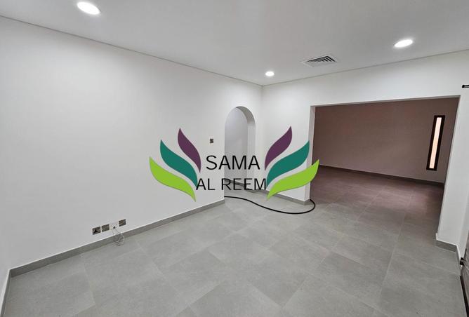 75034313 - Property Image 3