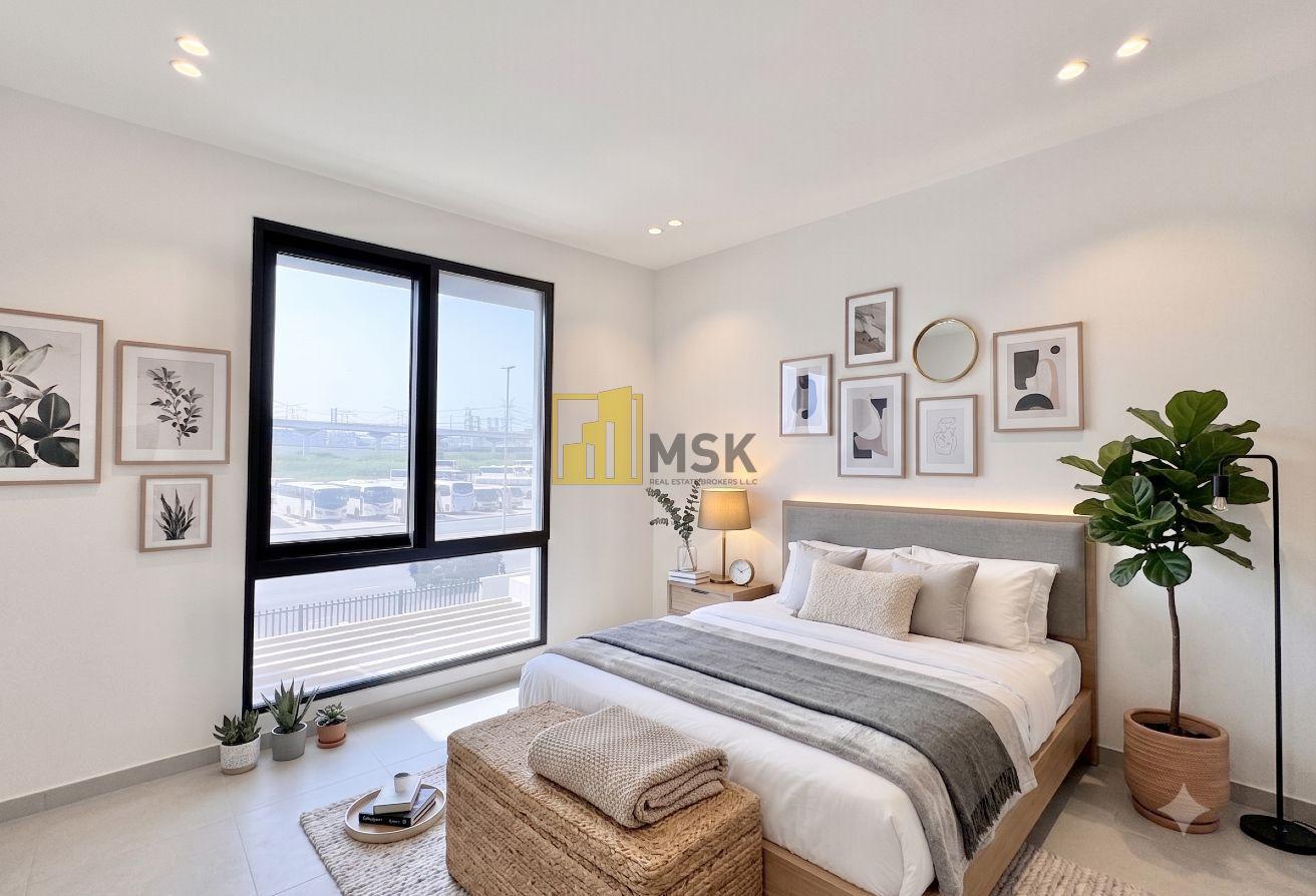 True Corner Unit | Single Row | Close to Park photo 16