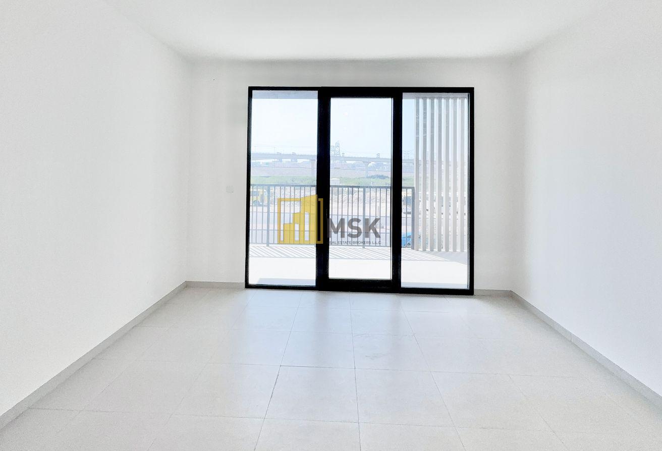 True Corner Unit | Single Row | Close to Park photo 18