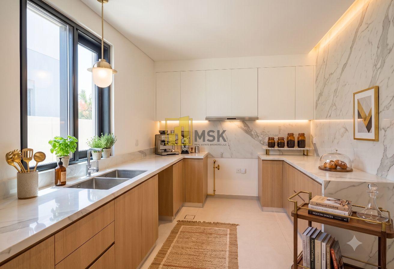 True Corner Unit | Single Row | Close to Park photo 7