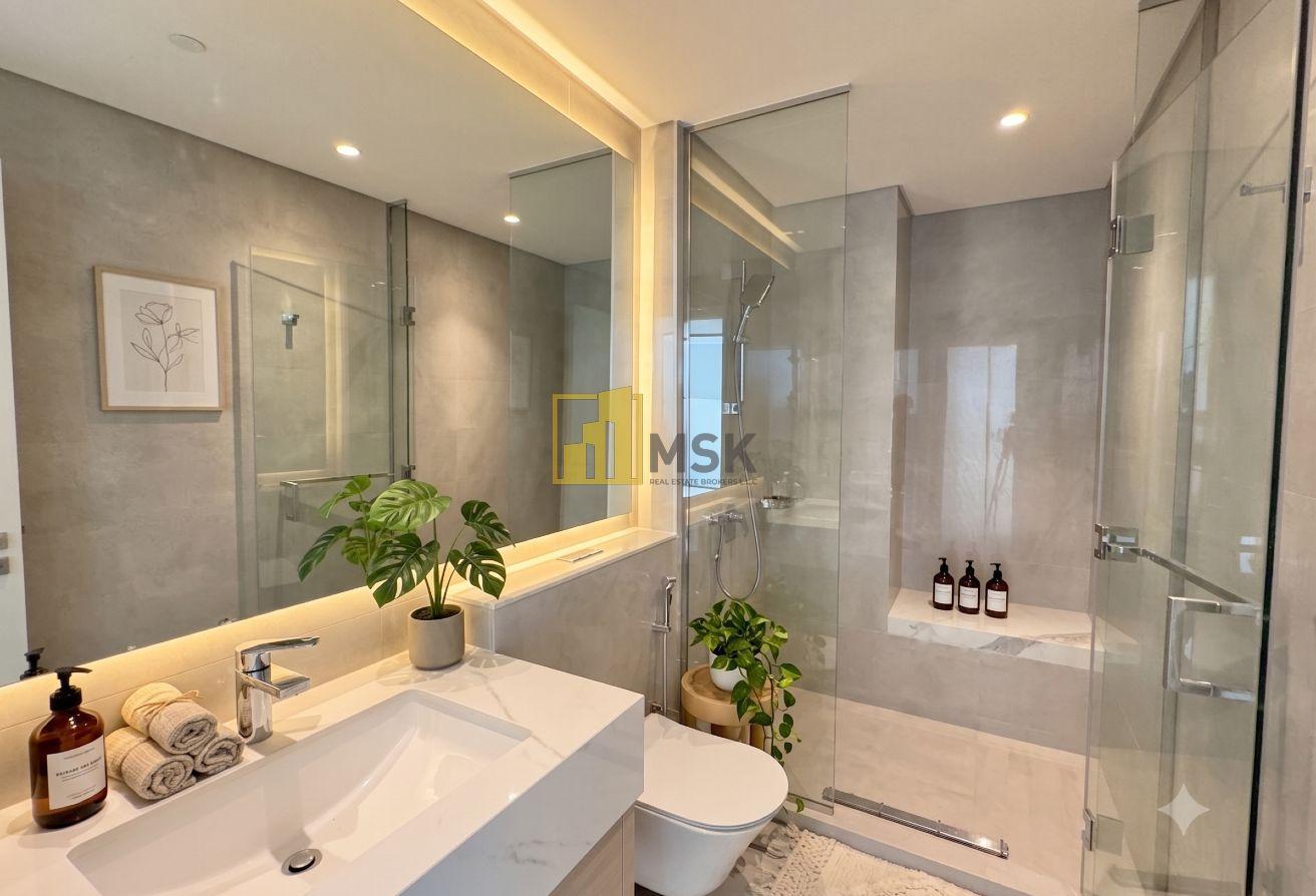 True Corner Unit | Single Row | Close to Park photo 23