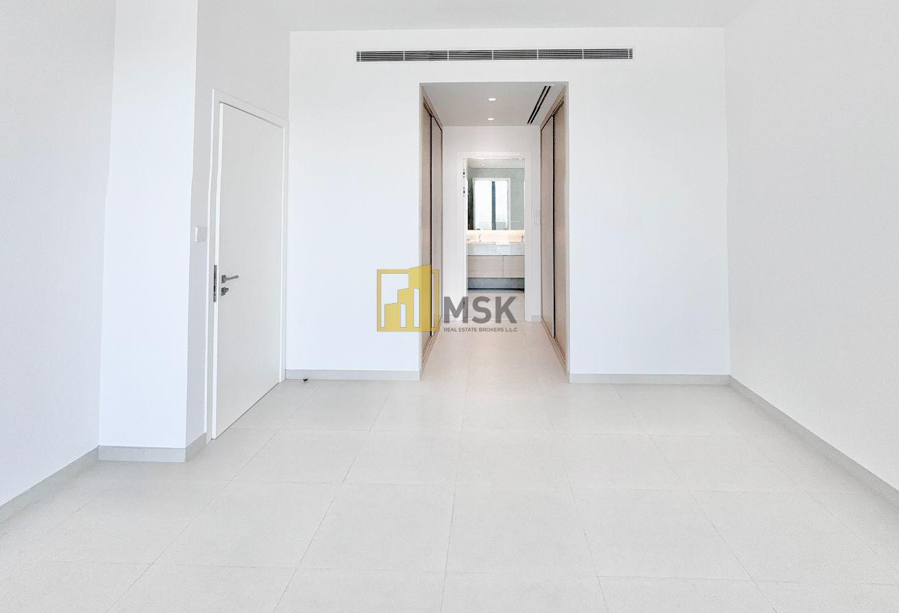 True Corner Unit | Single Row | Close to Park photo 22