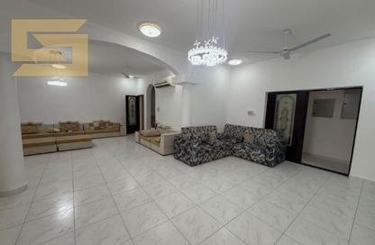 Villa - 4 - 6 for rent in Al Raqaib 1 - Al Raqaib - Ajman