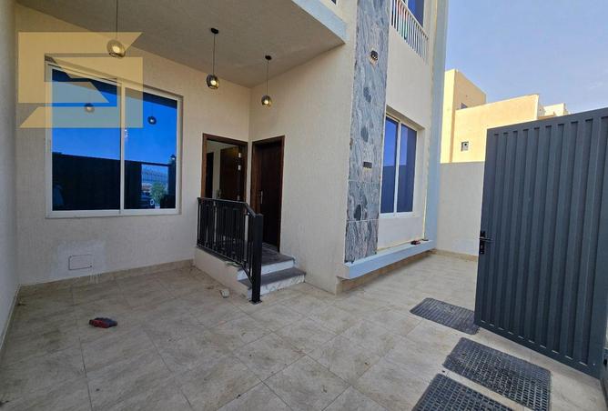 141012927 - Property Image 3