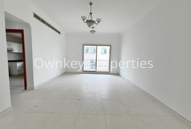 76593947 - Property Main Image