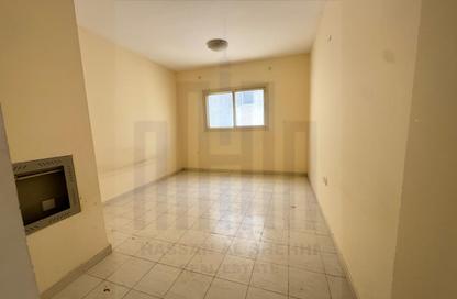 Apartment - 1 Bedroom - 1 Bathroom for rent in Muwaileh 3 Building - Muwaileh - Sharjah