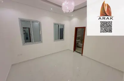 فيلا - 5 غرف نوم - 5 حمامات للايجار في الزاهية جاردنز - الزاهية - عجمان