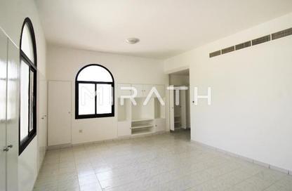 Villa - 4 Bedrooms - 4 Bathrooms for rent in Umm Suqeim 1 Villas - Umm Suqeim 1 - Umm Suqeim - Dubai