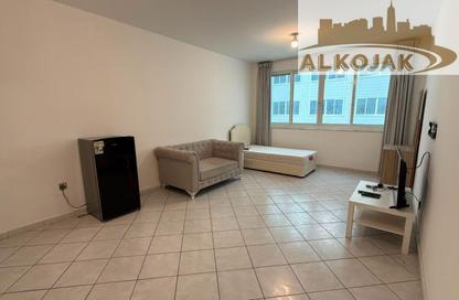 Apartment - Studio - 1 Bathroom for rent in Cornich Al Khalidiya - Al Khalidiya - Abu Dhabi