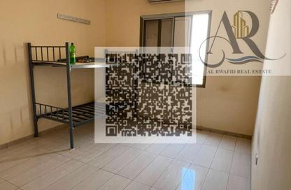 Labor Camp - Studio - 7+ Bathrooms for rent in Ali Mousa Building - Al Sajaa Industrial - Al Sajaa - Sharjah