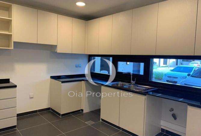 70277922 - صورة العقار 3