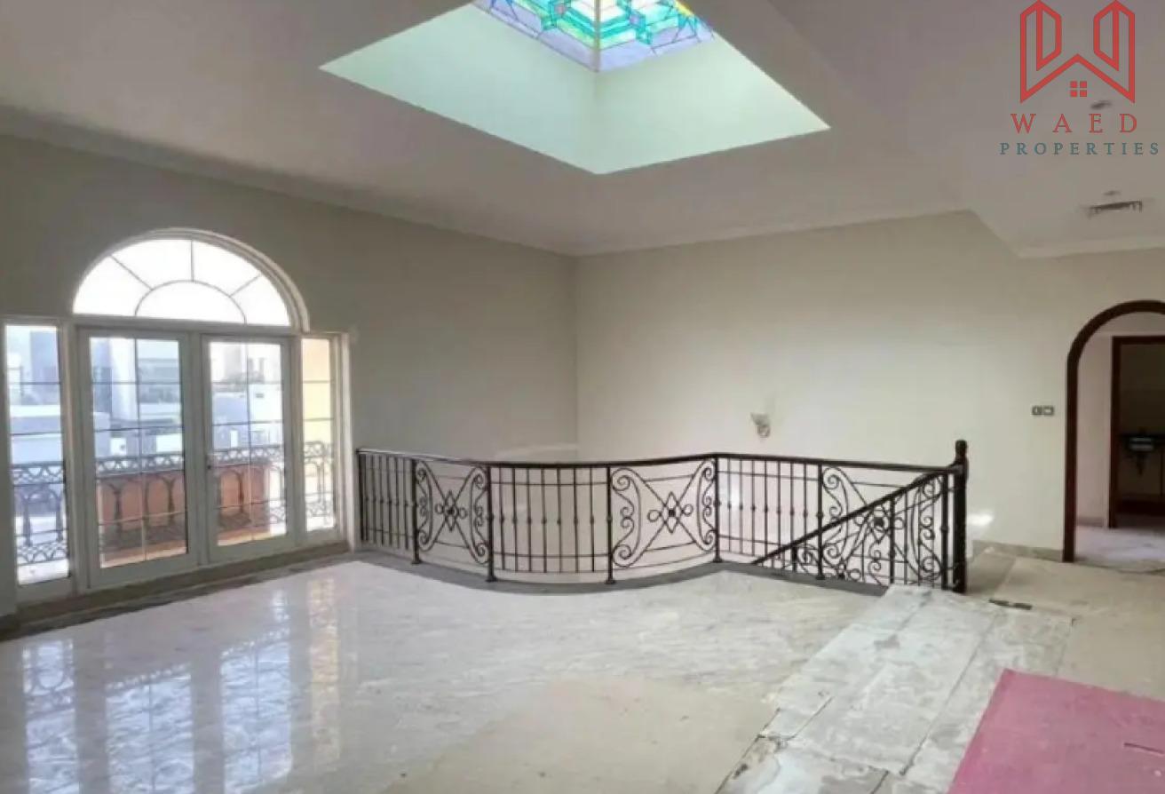 Stunning 6-BR Villa with Private Garden and Pool photo 6