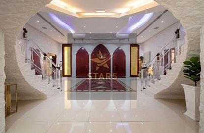 Villa - 7 Bedrooms - 7+ Bathrooms for rent in Sector E - Emirates Hills - Dubai