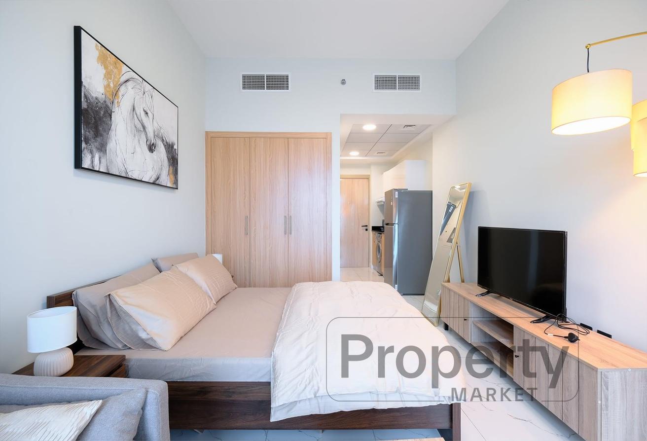 12 Payments Option | Balcony | Near Metro photo 4