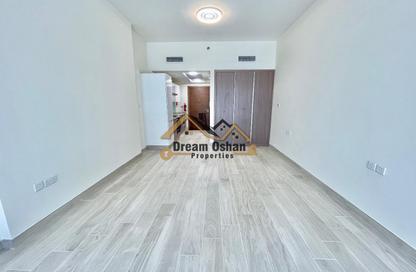 Apartment - Studio - 1 Bathroom for rent in Azizi Aliyah - Dubai Healthcare City 2 - Al Jaddaf - Dubai