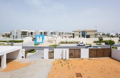 Villa - 6 Bedrooms - 7+ Bathrooms for sale in Souk Al Jubail - Al Jubail Island - Abu Dhabi Villa - 6 Bedrooms - 7+ Bathrooms for sale in Souk Al Jubail - Al Jubail Island - Abu Dhabi