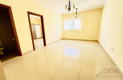 شقة - غرفة نوم - 2 حمامات للايجار في مبنى مويلح - مويلح - الشارقة