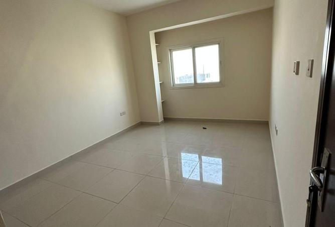 85766498 - صورة العقار 3