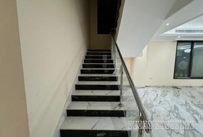 81534111 - Property Image 3