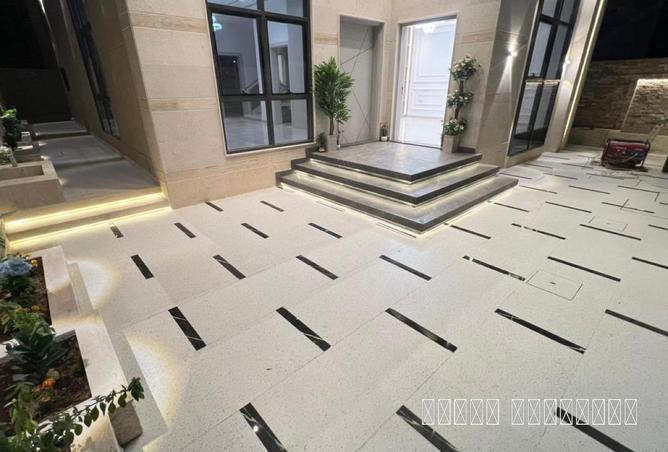 79004824 - Property Image 3