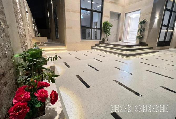 79004824 - Property Image 2