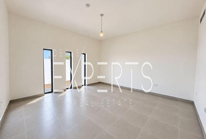 141928760 - Property Image 2