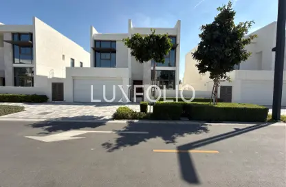 Villa - 4 Bedrooms - 7 Bathrooms for rent in District One Phase III - District One - Mohammed Bin Rashid City - Dubai