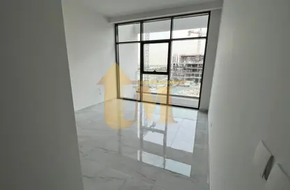 شقة - غرفة نوم - 2 حمامات للايجار في عزيزي فيستا - ستوديو سيتي - دبي