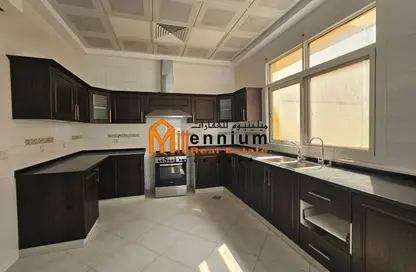Villa - 3 Bedrooms - 5 Bathrooms for sale in Al Hooshi Villas - Hoshi - Al Badie - Sharjah