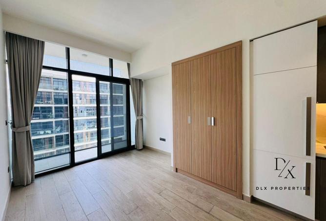 135143160 - Property Image 2