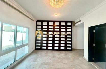Villa - 4 - 6 for rent in Al Barsha 2 Villas - Al Barsha 2 - Al Barsha - Dubai
