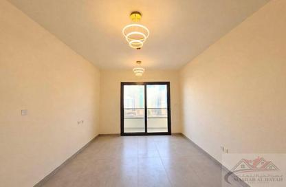 Whole Building - 7+ - 7+ for rent in Street 64 - Al Nahda - Sharjah
