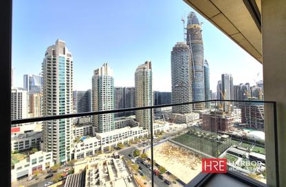 Apartment - 2 Bedrooms - 2 Bathrooms for rent in Burj Royale - Downtown Dubai - Dubai Apartment - 2 Bedrooms - 2 Bathrooms for rent in Burj Royale - Downtown Dubai - Dubai