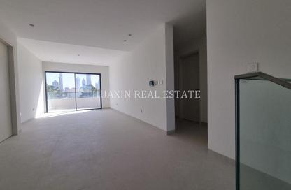 Villa - 5 Bedrooms - 6 Bathrooms for rent in Jumeirah 1 Villas - Jumeirah 1 - Jumeirah - Dubai Villa - 5 Bedrooms - 6 Bathrooms for rent in Jumeirah 1 Villas - Jumeirah 1 - Jumeirah - Dubai