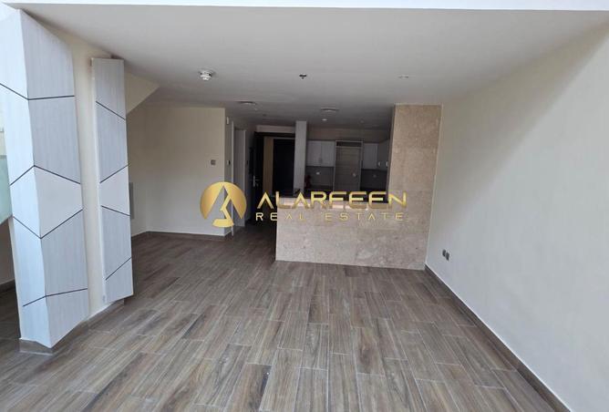 114607821 - Property Image 2