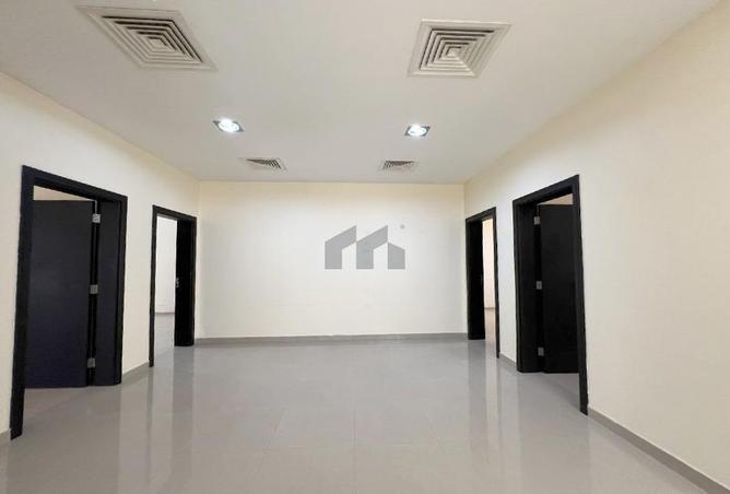 56956996 - Property Image 3