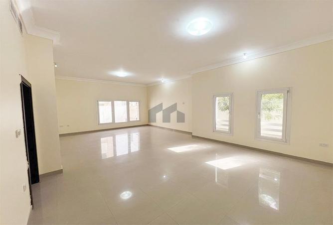 56956996 - Property Main Image