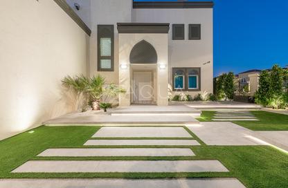 Villa - 3 - 3 for sale in District 5 - Jumeirah Park - Dubai